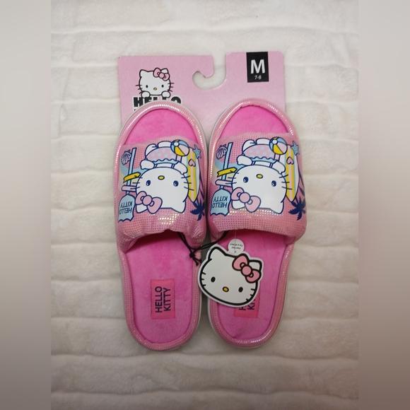 Hello Kitty Pink Slippers Women’s M (7–8) | NWT - Picture 2 of 5